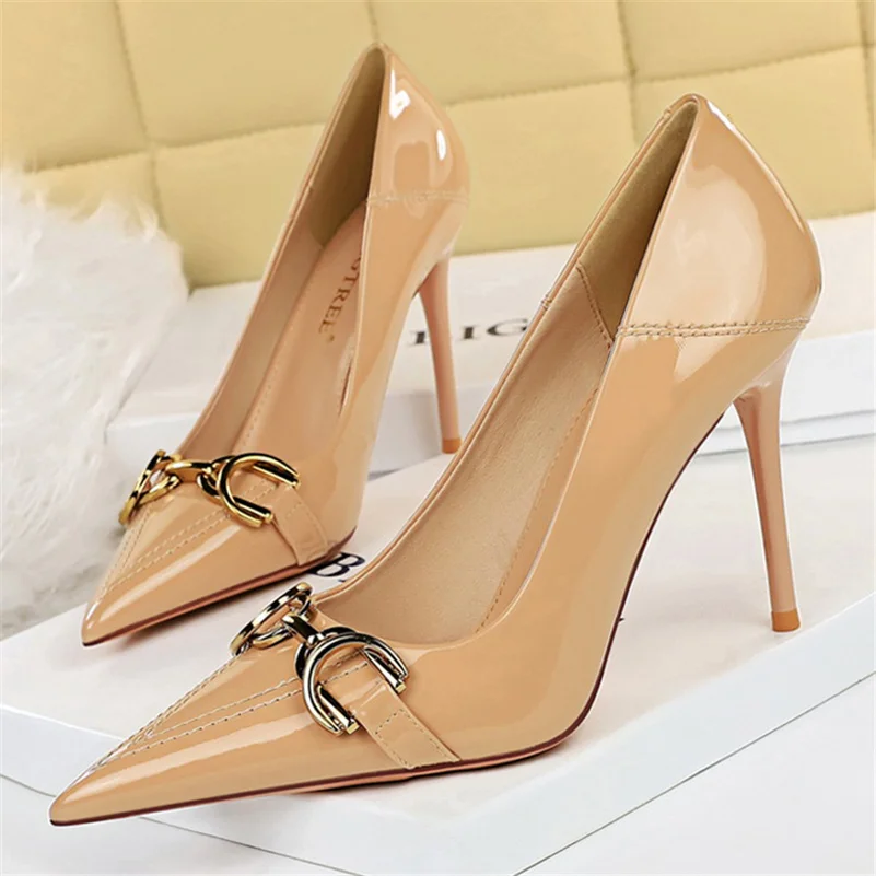 

Women 10cm High Heels Metal Buckle Pumps Lady Wedding Bridal Stiletto Heels Party Fashion Nude Luxury Designer Replica Shoes