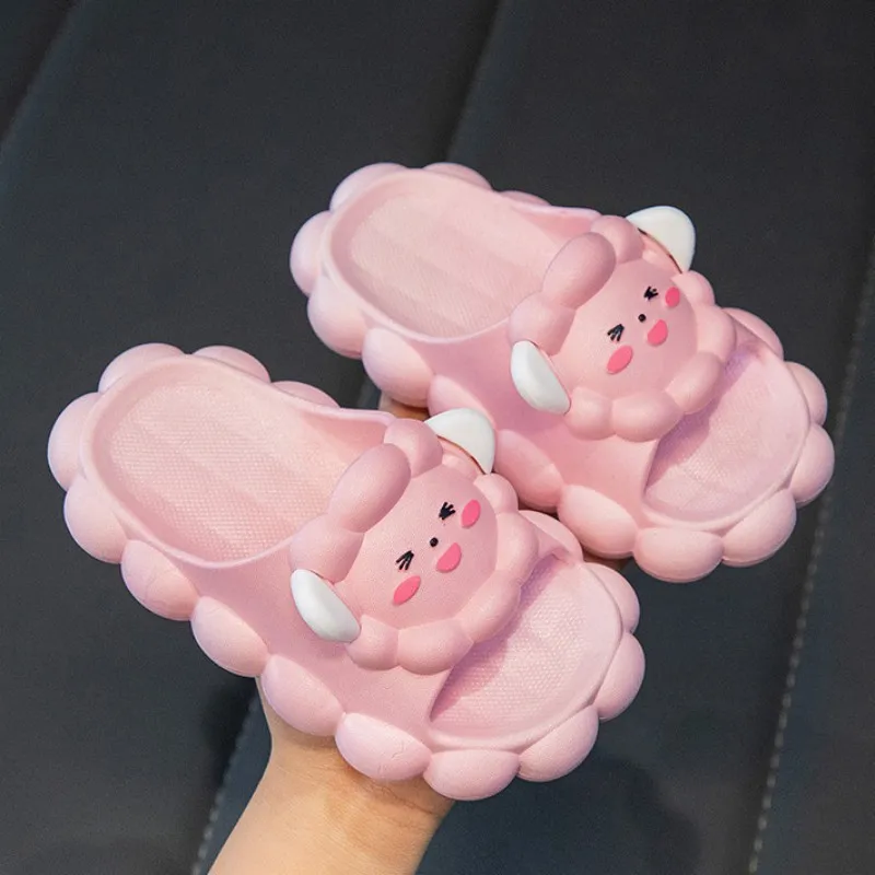 

pantuflas New Children Slippers Soft Sole Cute Sheep Anti Slip Shoes Round Toe Home Bathing Outwear Boys and Girls Shoe тапочки