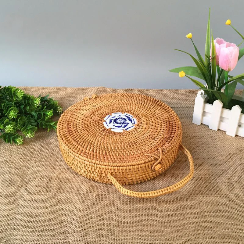 

New Rattan Woven Women's Handbag Handmade Round Storage Bag Bohemia Bali Box Female Vintage Clutch Bag Summer Straw Beach Bags