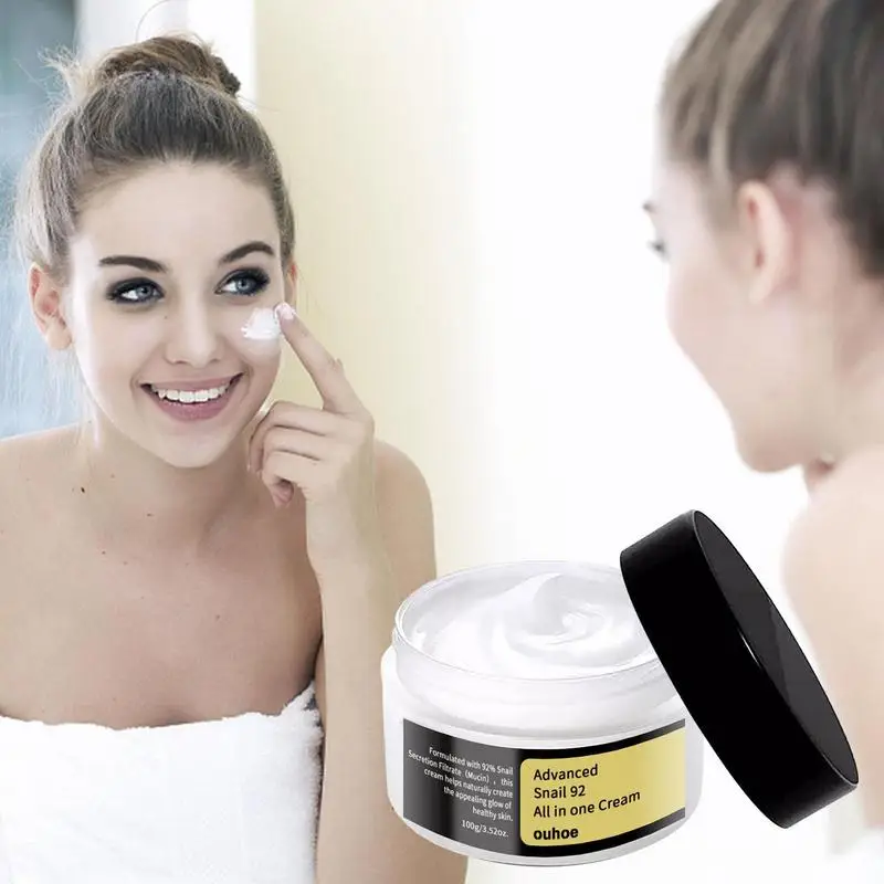 

Snail Cream Mucin Extract Skin Lifting Non-Irritating Facial Moisturizer Snail Mucin Brighten Skin Tone Fades Fine Lines