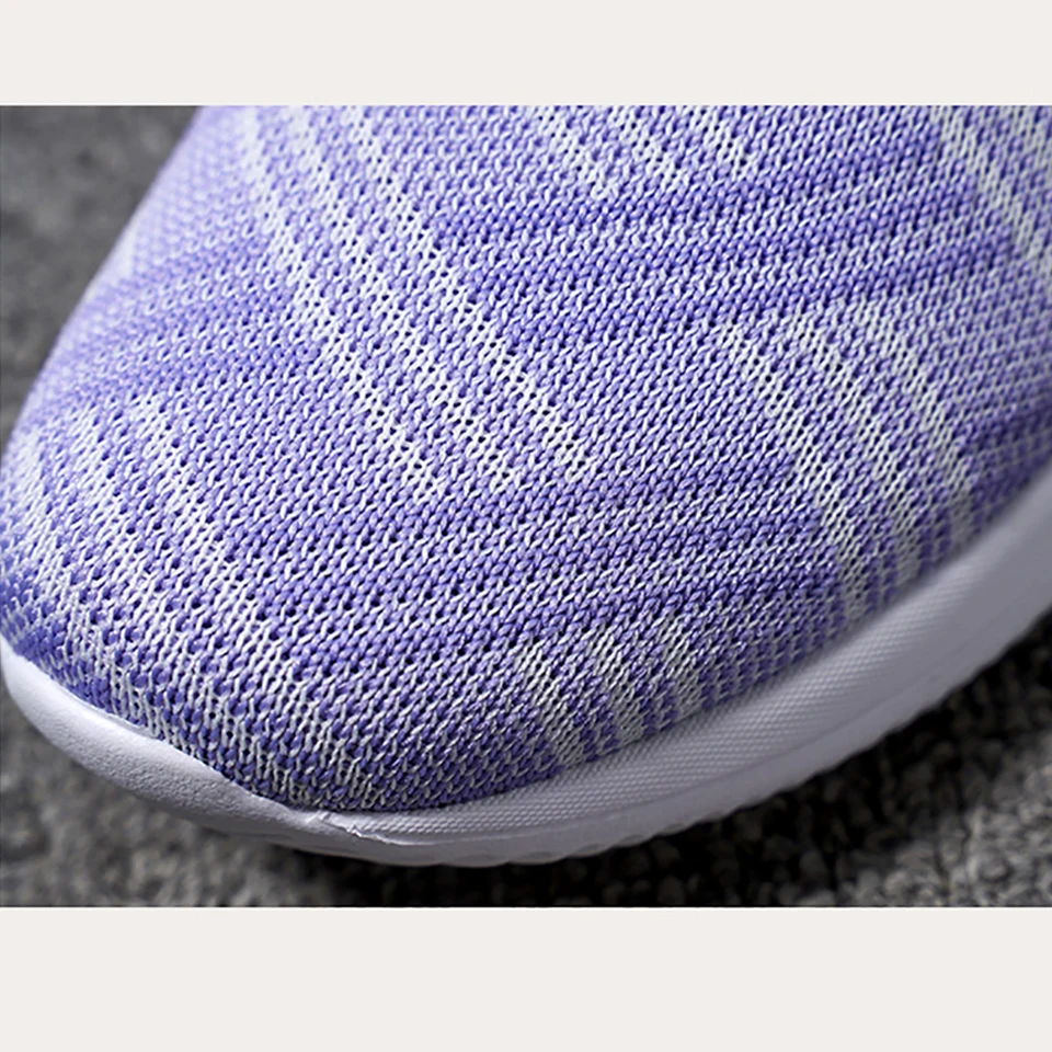 Loekeah Woman Lightweight Loafers Breathable Walking Shoes Fashion Casual Knitting Sock Sneakers Slip-On Ladies Footwear Tennis