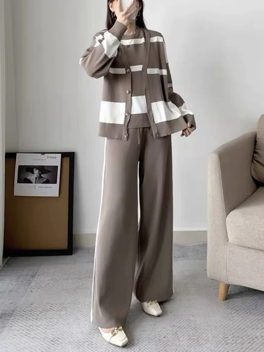 Женский свитер комплект из 3 предметов спортивный костюм осень-зима 2024 модный