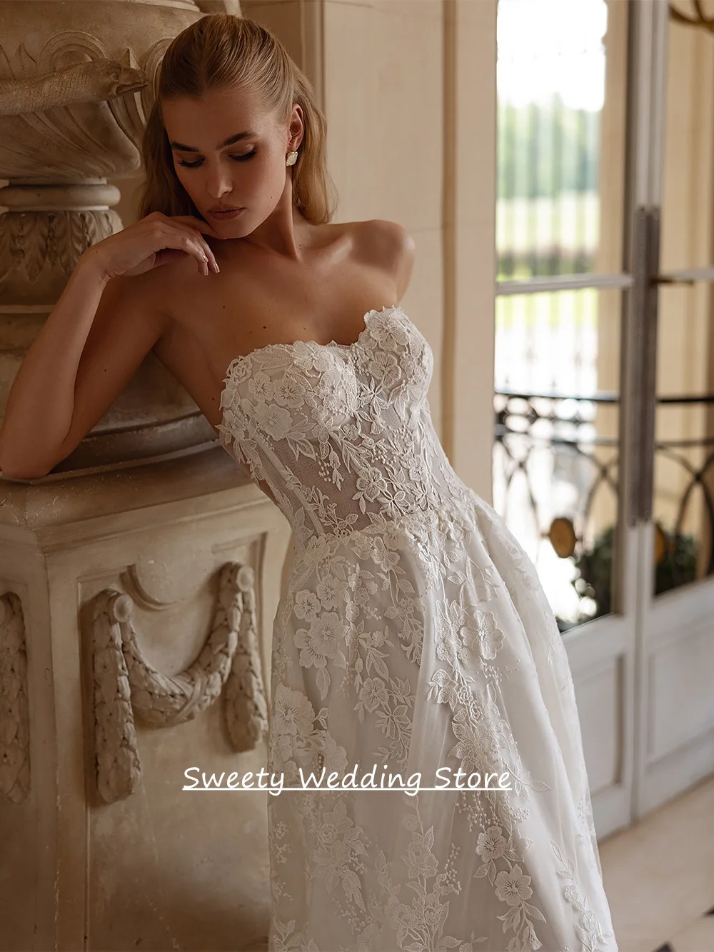 Фото Gorgeous Lace Wedding Dress Robe De Mariee Customized Sweetheart Long Sleeves Court Train Illusion Back Bridal Gown №5