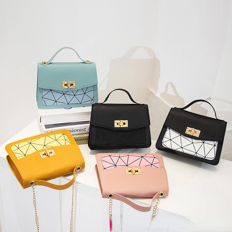 

2022 New Color Contrast Stripe Small Square Bag Women's Personality Fashion Versatile Fashion Street Single Shoulder Bag