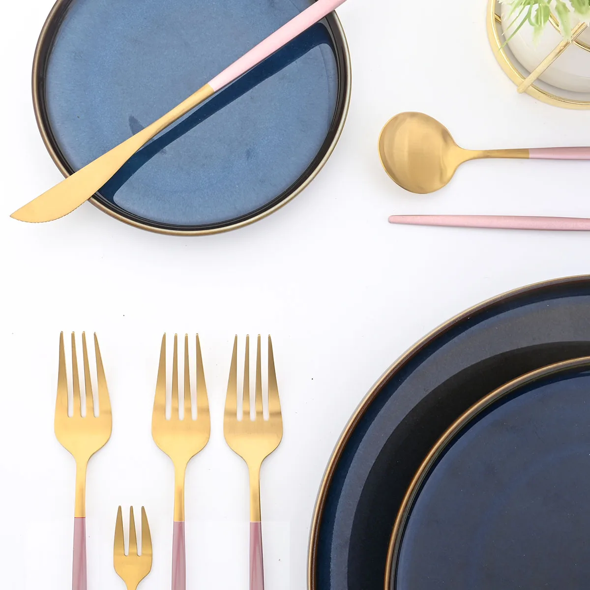 Набор столовых приборов из нержавеющей стали под розовое золото 24 шт. | Дом и сад