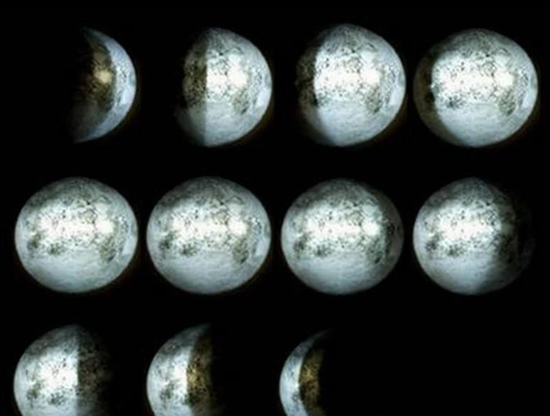 

Indoor ABS Material Moon LED Wall Moon Lamp With Remote Control
