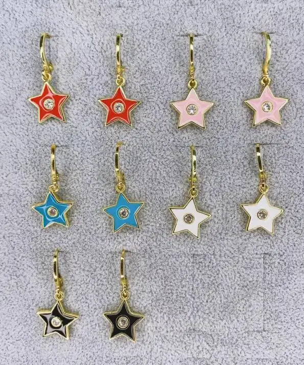 

Женские серьги-кольца с эмалью, 1 пара