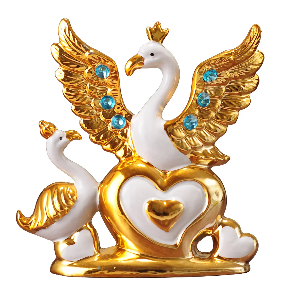 

European Gold Wedding Decor Crafts Ceramic Creative Room Decoration Handicraft Gold Swan Porcelain Figurines Decorations
