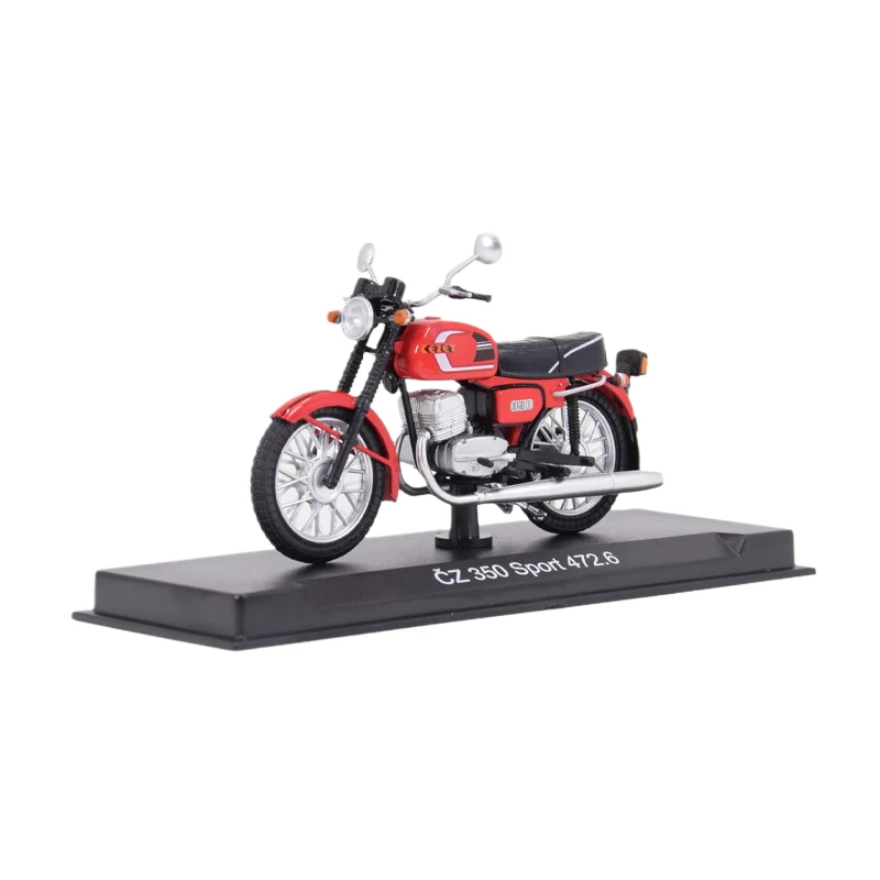 

1:24 Retro Chinese Locomotive Alloy Motorcycle Ornaments Die-Casting Alloy Model Racing Bicycle Metal Toys Collectible Souvenirs