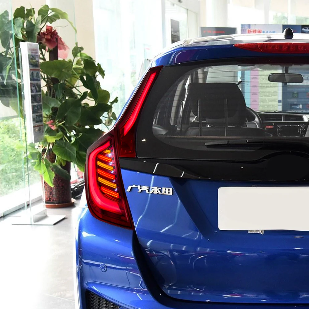 Автомобильные задние фонари в сборе для Honda Fit GK5 2014-2020 светодиодные