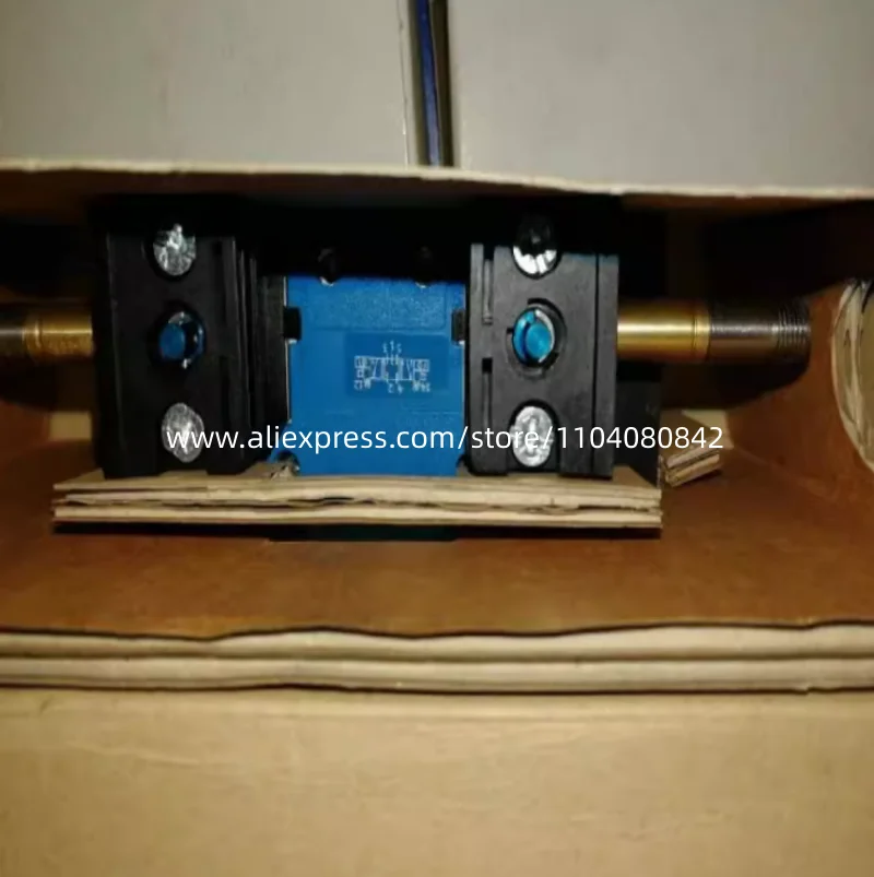 Новый оригинальный клапан Festo 159713-JMN1H-5/2-D-3-S-C 159714-JMN1H-5/2-D-3-C