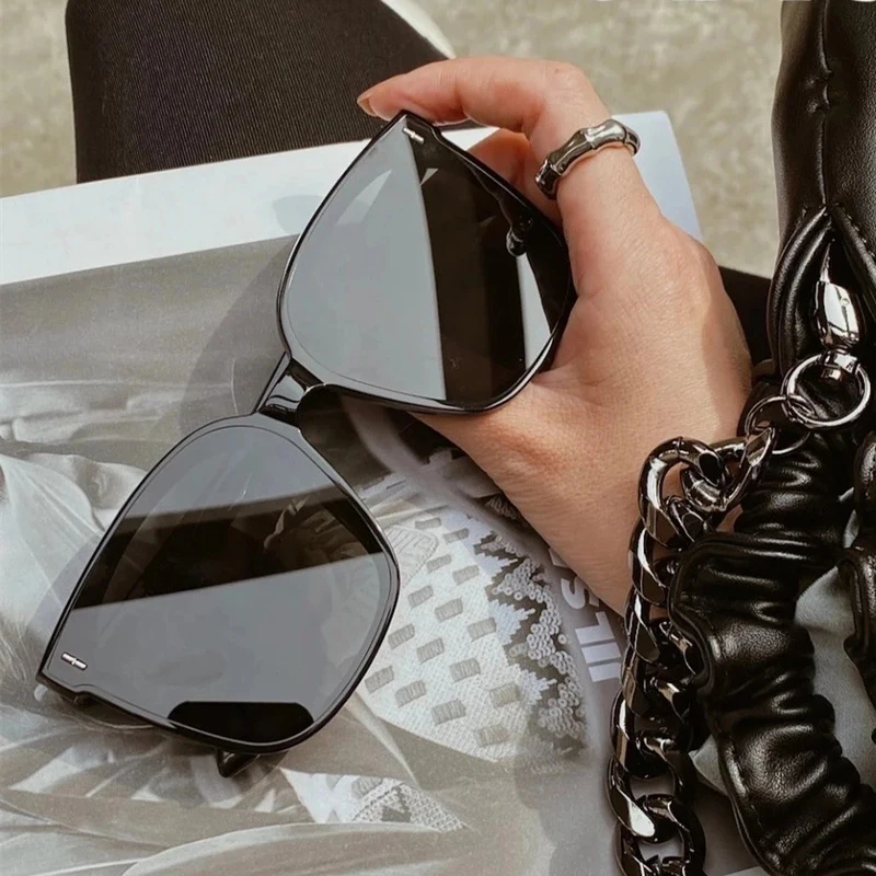 

2022 New High-definition Nylon Polarized Sunglasses for Men Driving and Driving with UV Protection, Big Face and Slimming