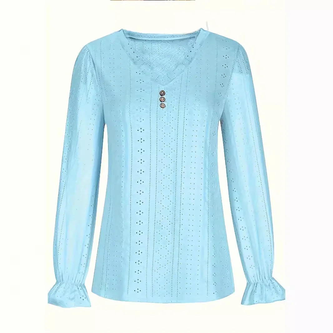 Женская футболка с V-образным вырезом на весну и осень