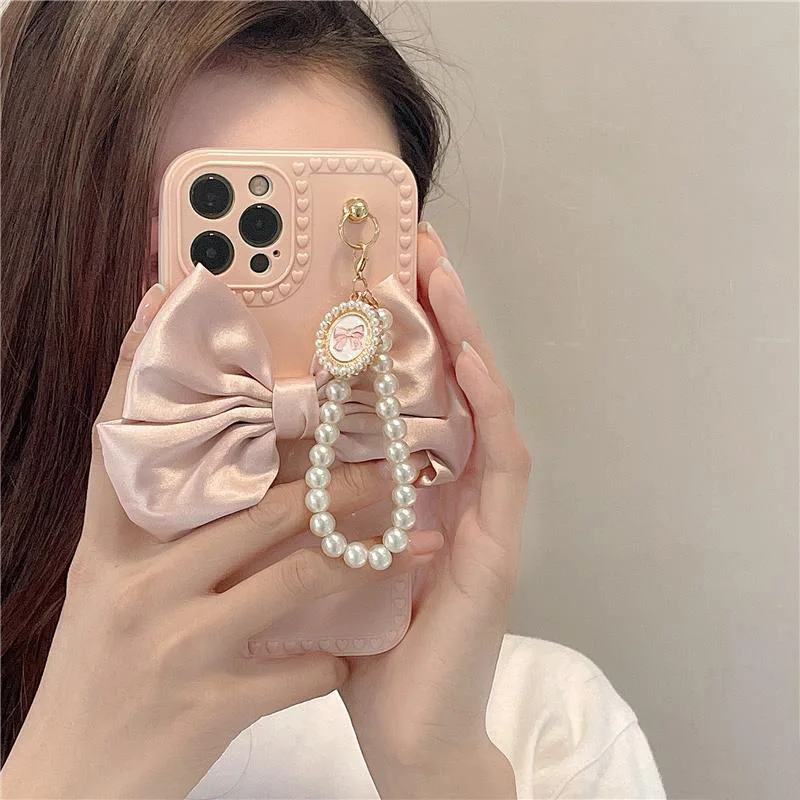 

Bow Knot Pearl Chain Suitable for iphone13 Mobile Phone Case Iphone12/11x/xr/xs Max 8plus