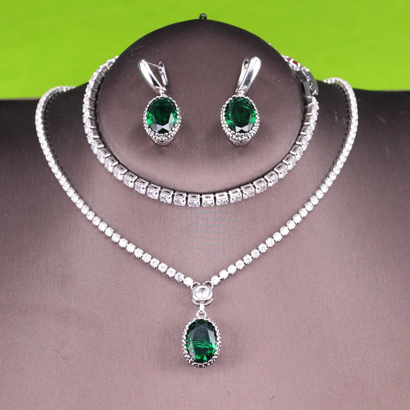 

Комплект из колье и серёг, из серебра 925 пробы
