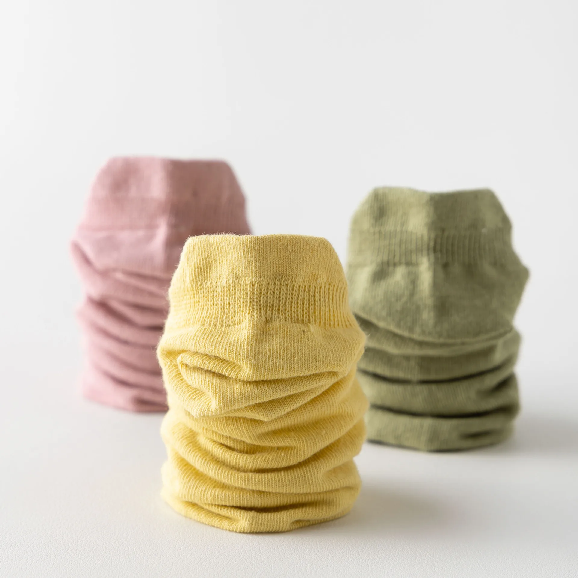 Summer Thin Breathable and Sweat-absorbing Women's Socks Solid Color Ear Lifting Boat Socks Japanese Candy Color Heel Protection