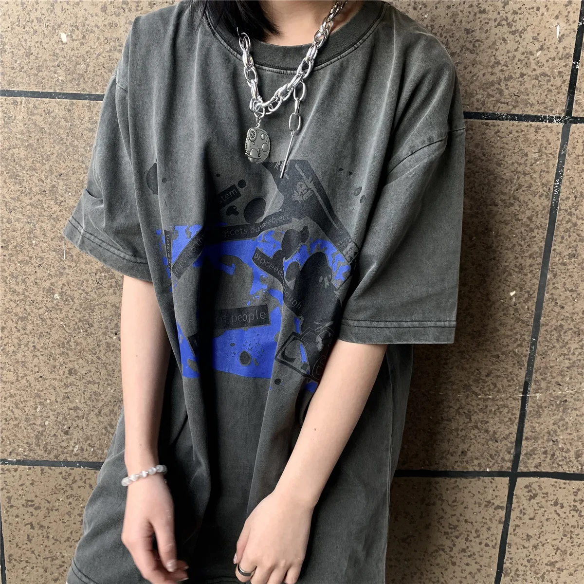 

LIFE CAVEMPT Washed Batik Fragment Print C.E Short-sleeved Gray Trend T-shirt Half-sleeved Harajuku Style Vintage T Shirt