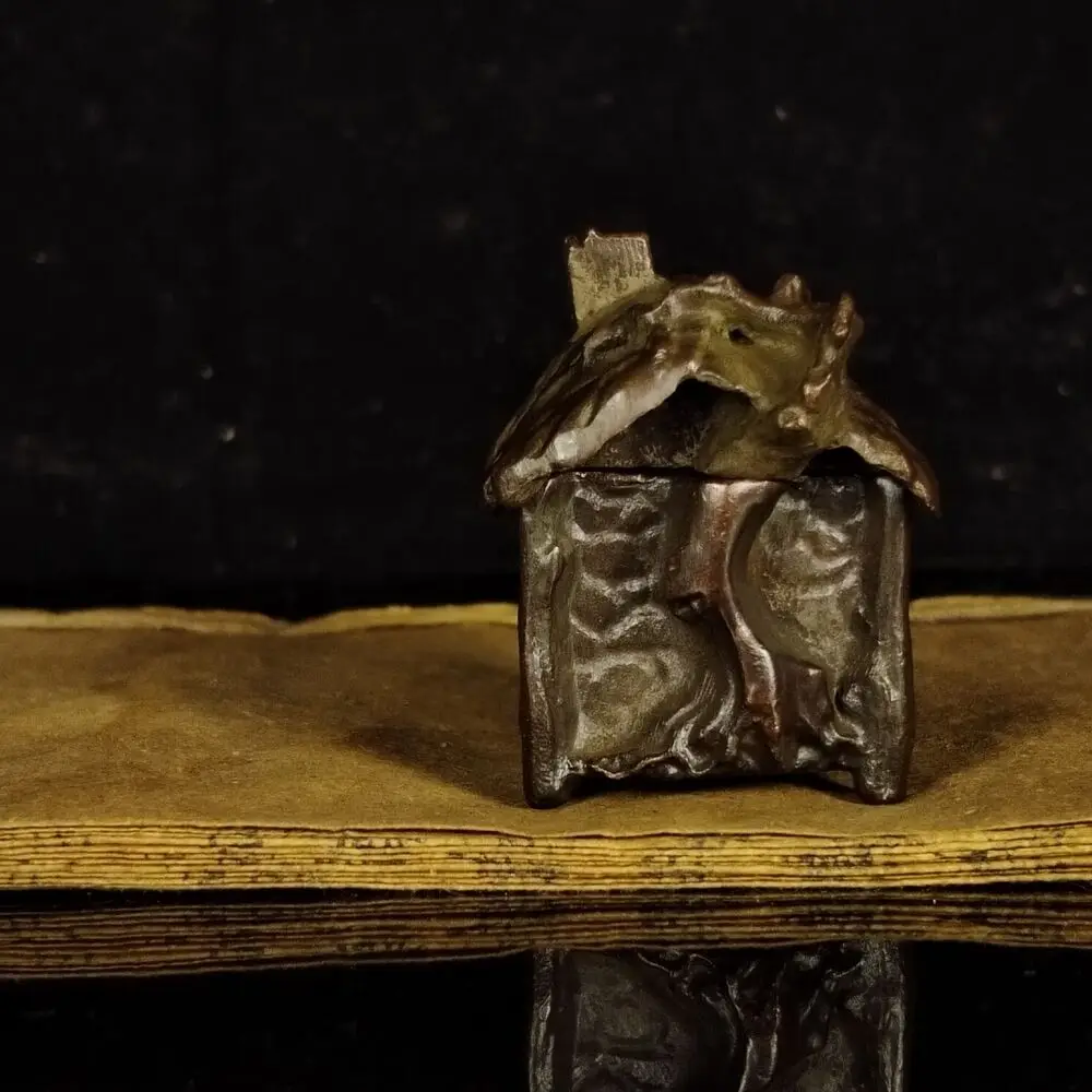 Античная бронзовая курильница для деревьев