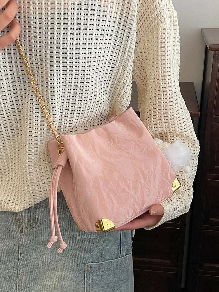 Необычная женская сумка 2024 Новое поступление осенне-зимняя модная сумка-ведро с