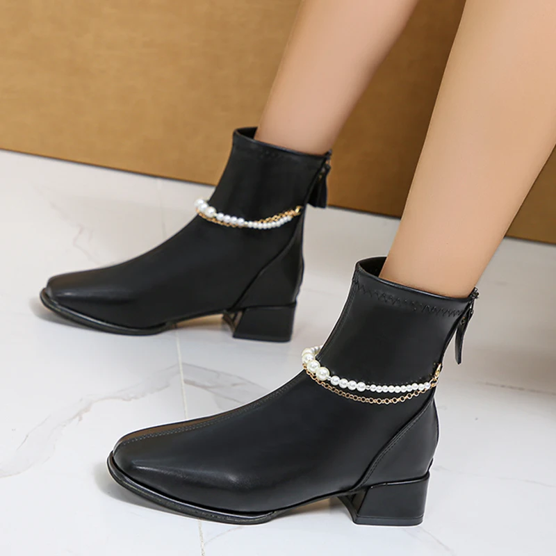 

Новинка, обувь Челси с бусинами, женские ботильоны, обувь на низком каблуке, массивные офисные туфли для зрелых женщин, женские ботинки, зима...