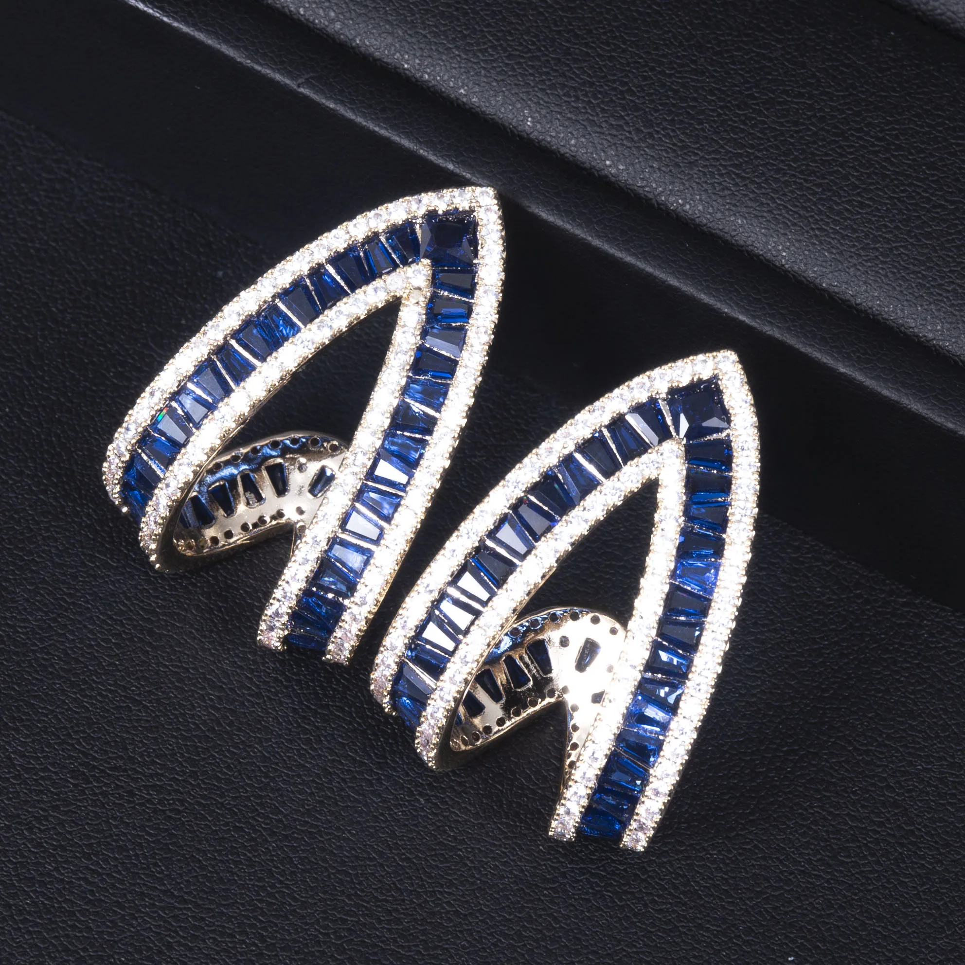 Модные Роскошные серьги-подвески треугольной формы для женщин, женские серьги из искусственного кубического циркония, свадебные серьги в богемном стиле, e7912