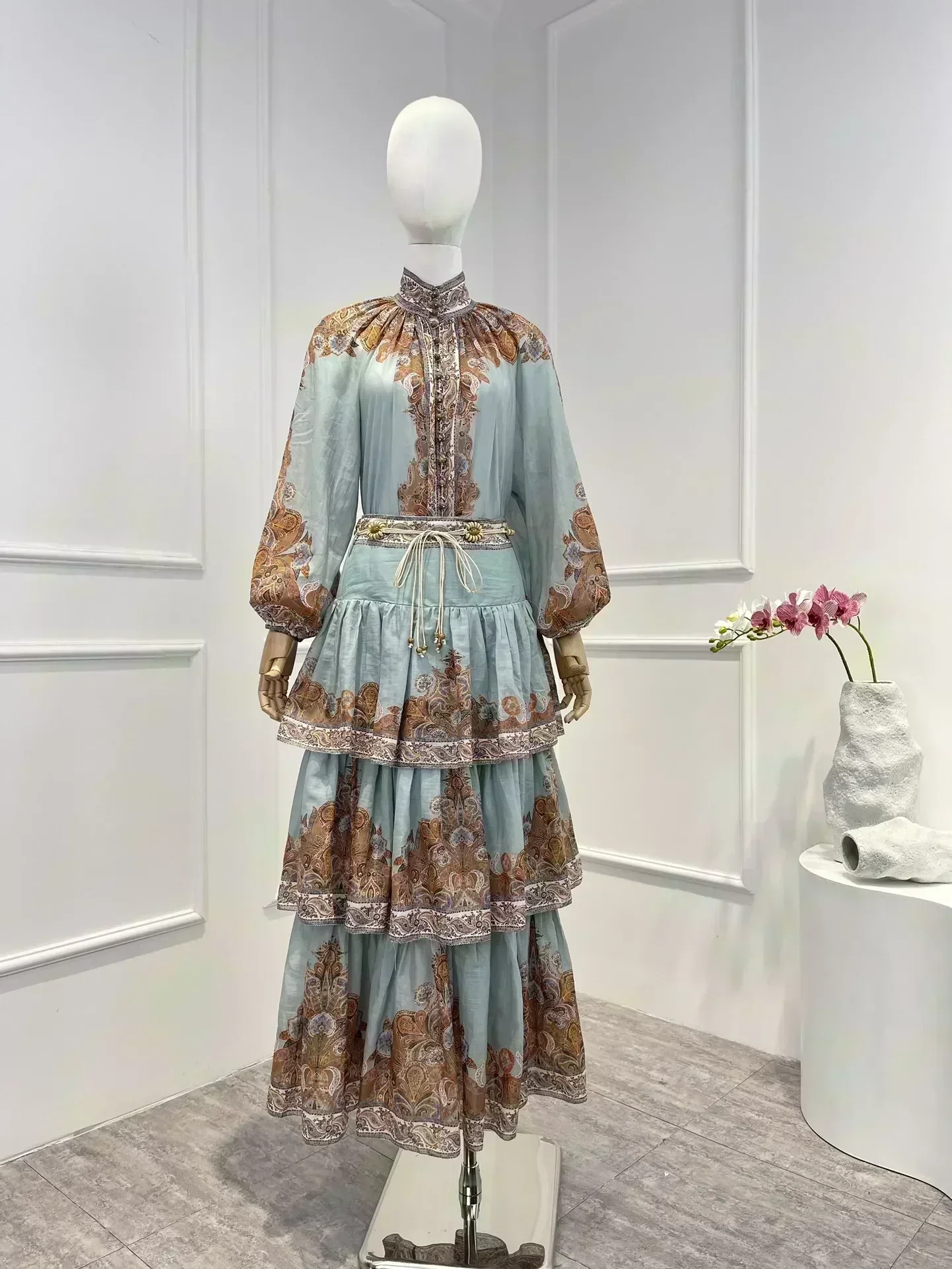 Self Bow Tie 2024 синяя юбка-миди Ramie с принтом пейсли каскадная плиссированная и блузка