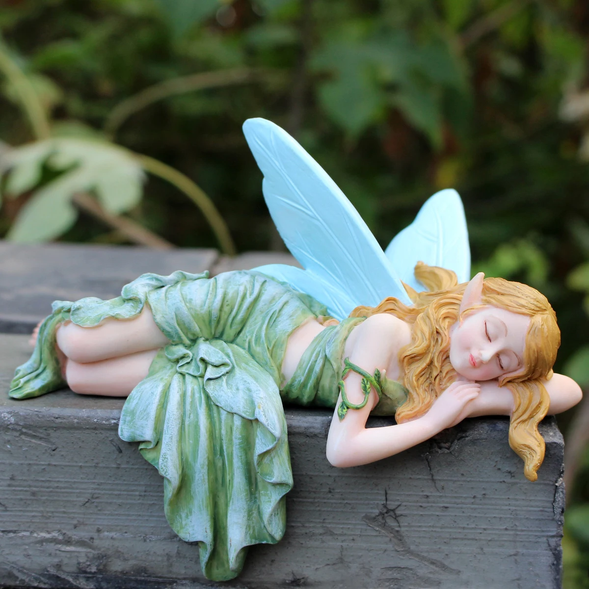 

Фигурки феи из резины