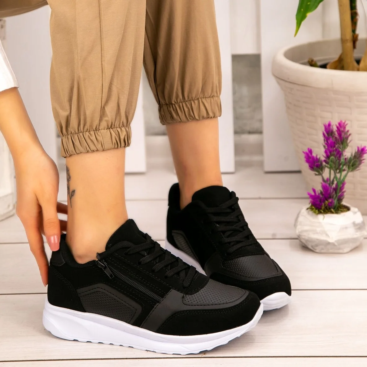 

Tonar Warm Black Suede Sport Shoes New Season Convenient Seasonal Style Sneaker