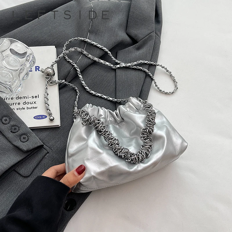 

LEFTSIDE Silver Small Leather Crossbody Bag Women's 2023 Retro Simple Style Chain Lipstick Bucket Bag Lady Handbags and Purses