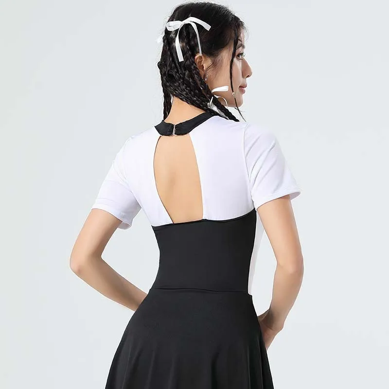 Женский слитный купальник с коротким рукавом для занятий водными видами спорта