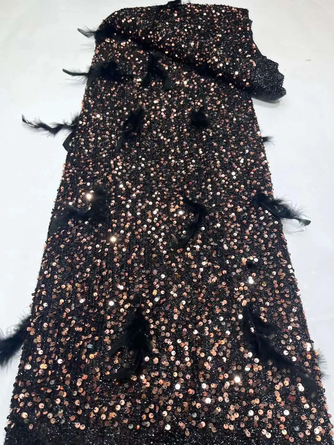 

Popular 2023 African Lace Fabric Feather 5Yards Embroidery Sequins Lace Fabric for Wedding Dress Party