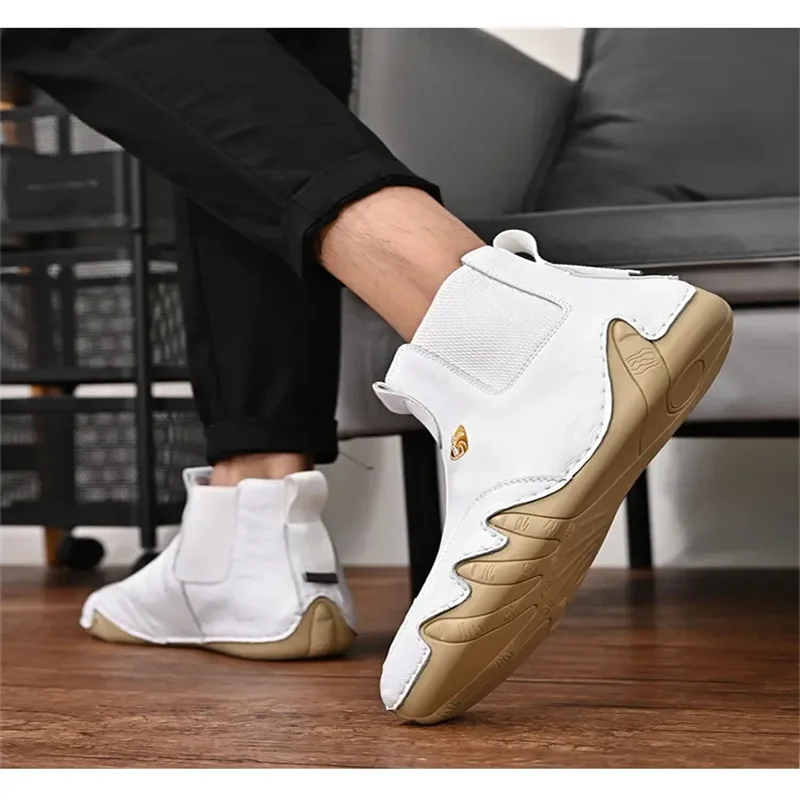 

New White Black Hot Selling Casual Sports Shoes Men High Elastic Knit New Blade Sole Leisure Running Shoes Outdoor Trainer Shoes