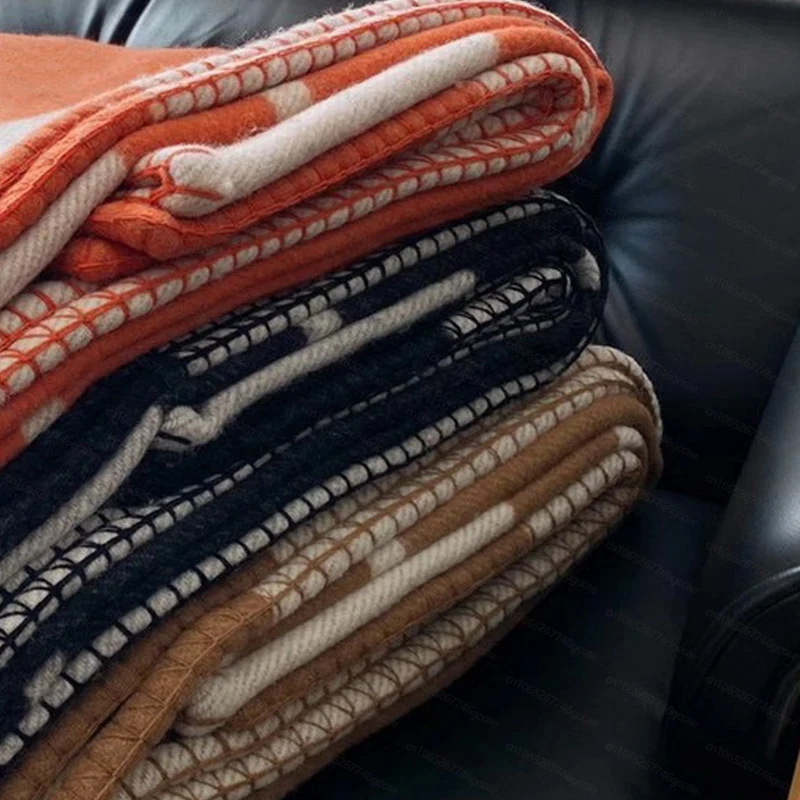 Brand Designer Blanket For Beds Sofa Fleece Knitted Wool Bla