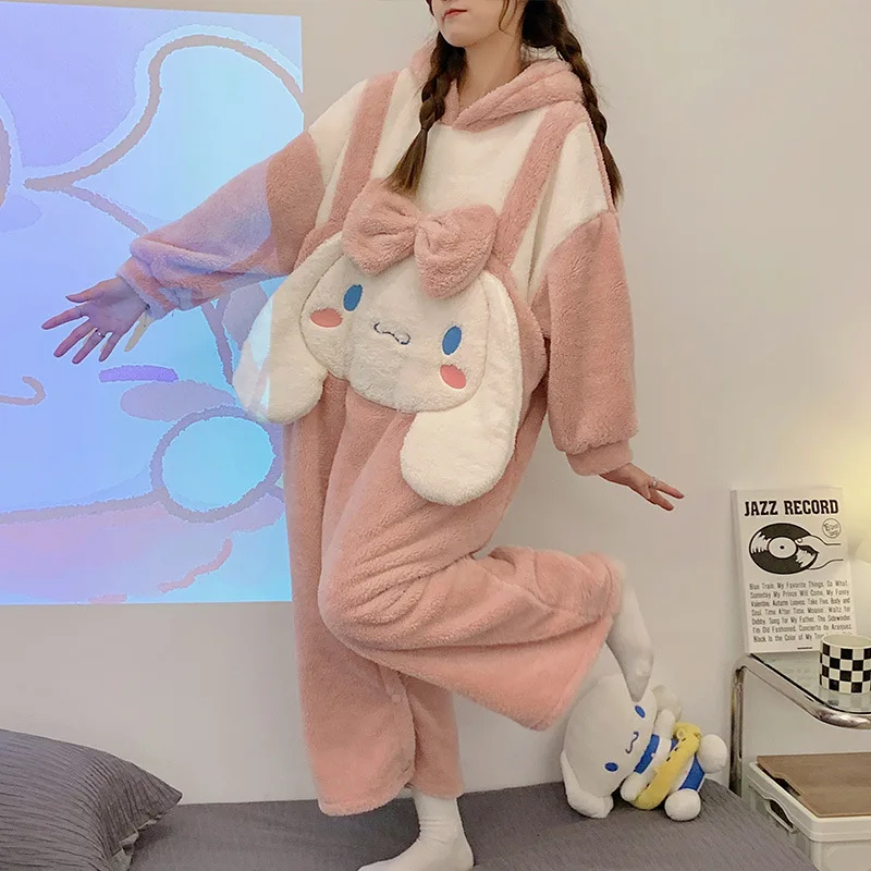 

Kawaii Cinnamoroll Слитная бархатная Пижама кораллового цвета для женщин на осень и зиму симпатичная мультяшная очень плотная пижама одежда для отд...