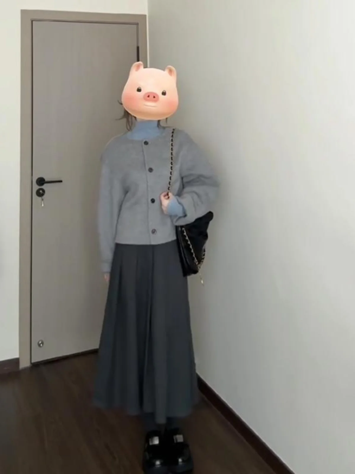 Серое короткое пальто женское осень и зима 2024 новинка осени зимы уникальная