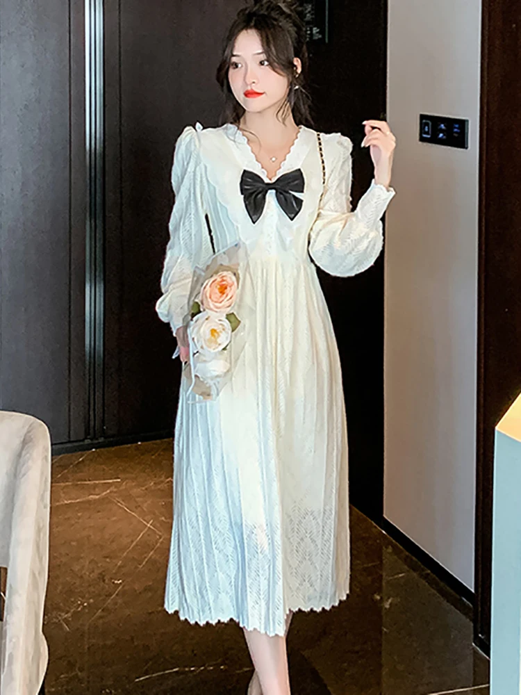 

2022 White Lace Long Sleeve Bow V-Neck Midi Dress Spring Autumn Elegant Chic Prom Luxury Dress Women Bodycon Party Night Vestido