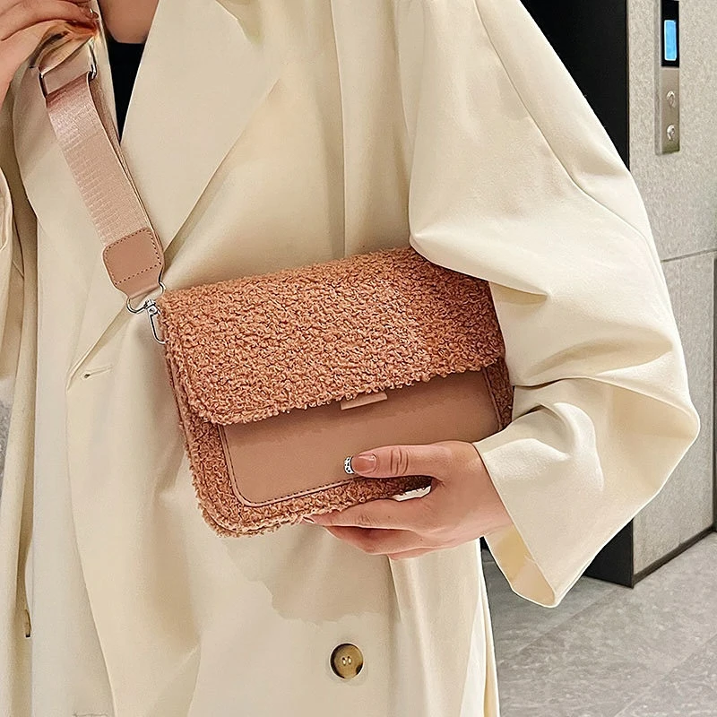 JIN MANTANG New Winter Wool Shoulder Bag Plush Messenger Bags for Women Brand Designer Handbags and Purses Ladies Crossbody Bag
