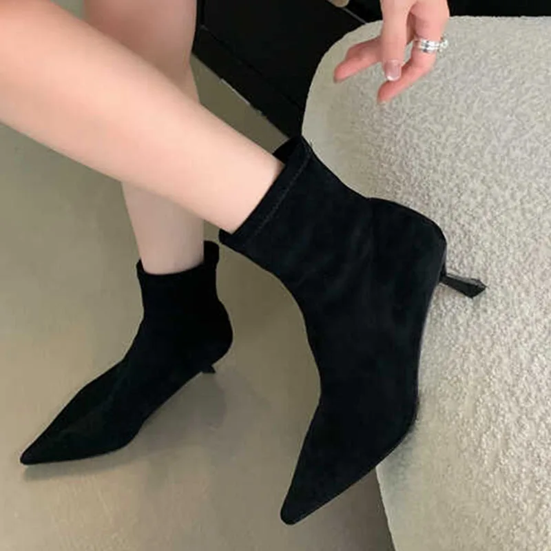 Новинка зимы 2024 женские ботильоны с острым носком модные элегантные