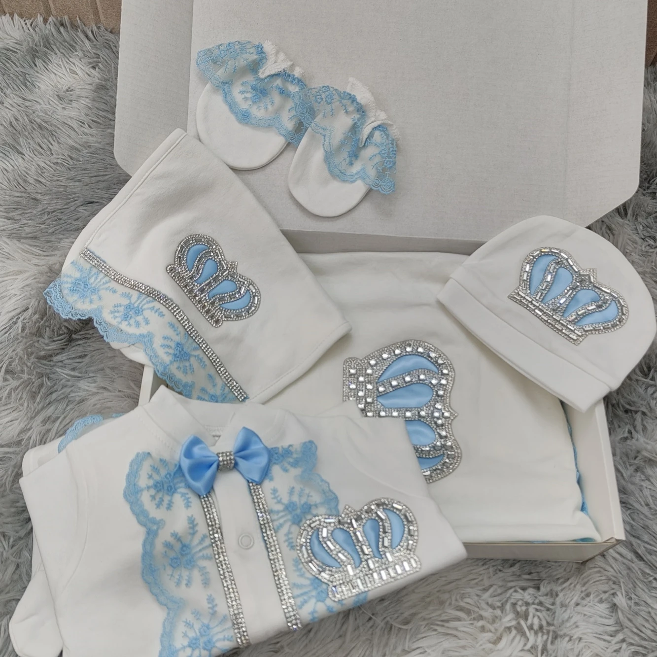 Фото Кукольная одежда Take me для дома, детская роскошная одежда для выхода в больницу, розовое кружево для новорожденных, 5 шт., комплект одеяла с бабочкой №3