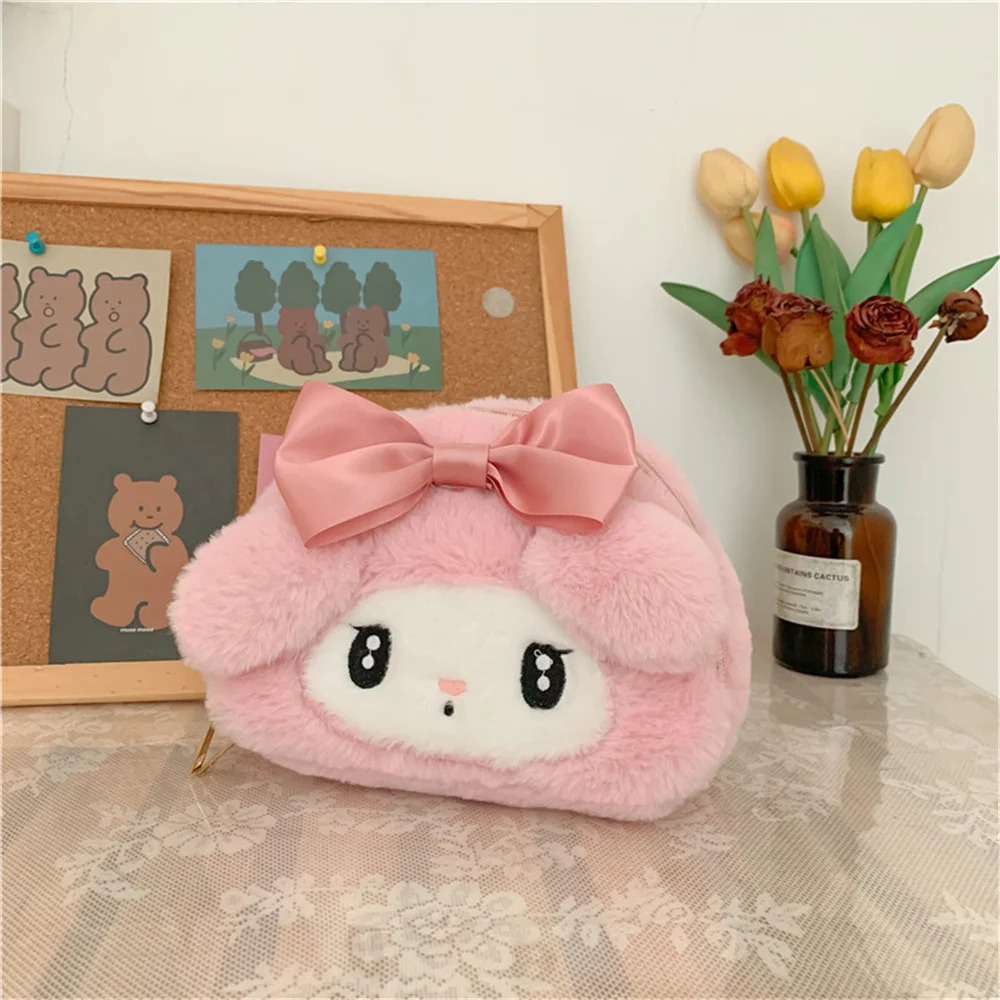 

Cinnamoroll Sanrios Plush Makeup Bag Kawaii Kuromi My Melody Anime Plushies Doll Travel Storage Handbag Gift Girl Kid Toys