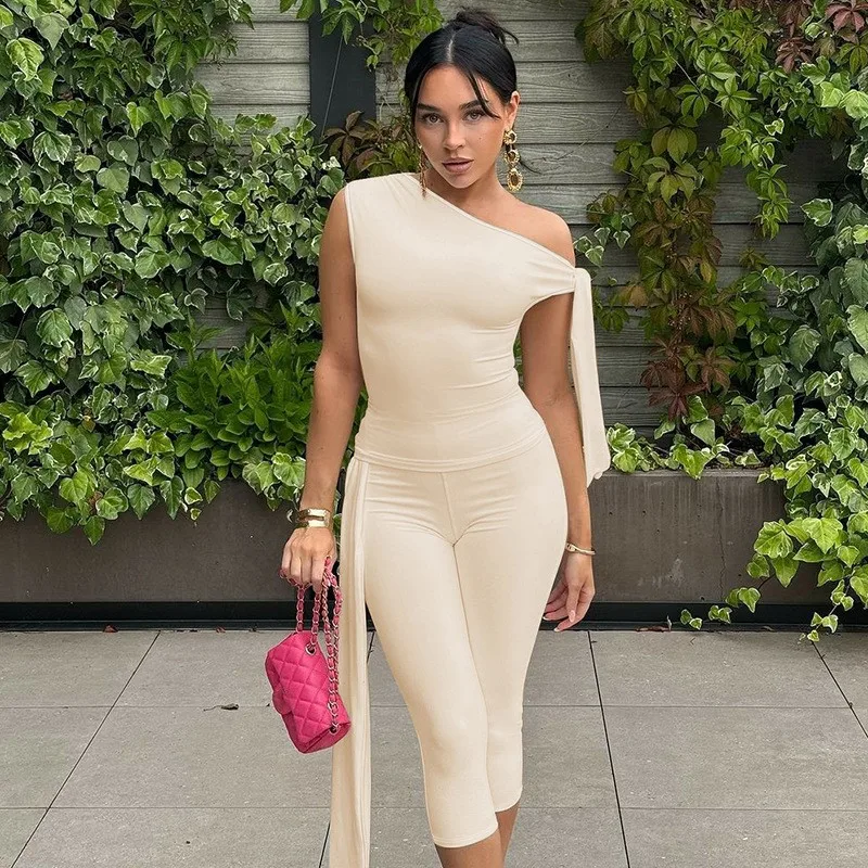 Фото Новинка 2026: Комплект из двух предметов в стиле Bodycon для женщин – элегантный облегающий костюм с асимметричным воротником и шнуровкой №3