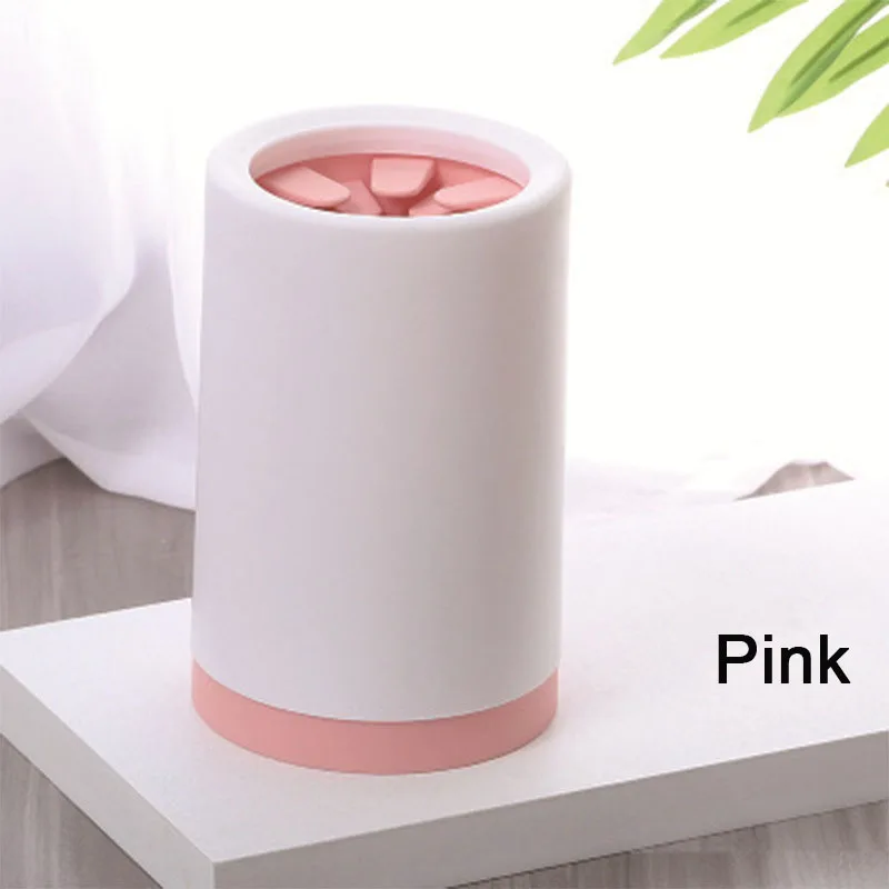 

Outdoor portable pet dog paw cleaner cup soft silicone foot washer clean dog paws one click manual quick feet wash cleaner