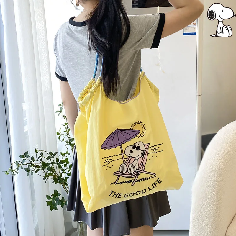 

SNOOPY Dopamine Cartoon New Student Shoulder Bag Embroidery Large Capacity Portable Comfort Women's Bag Anime Plush Sanrio