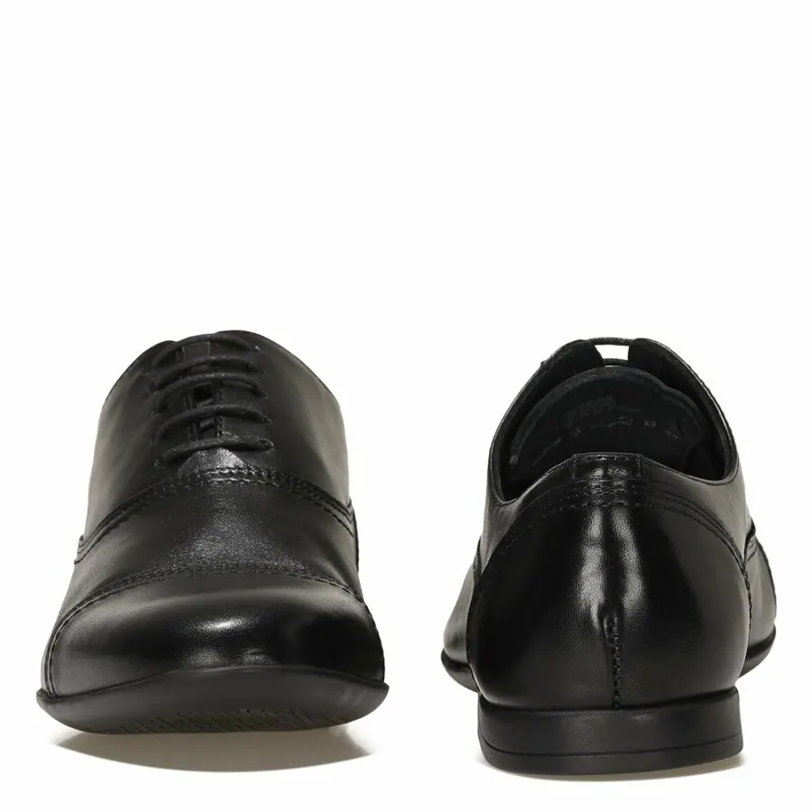 

Men Casual Shoes