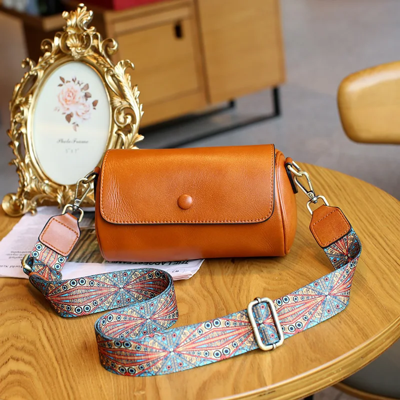 

New Real Leather Women Handbags Small Shoulder Bag Retro Cowhide Purse Fashion Wide Strap Crossbody Bag Underarm Pillow Bags