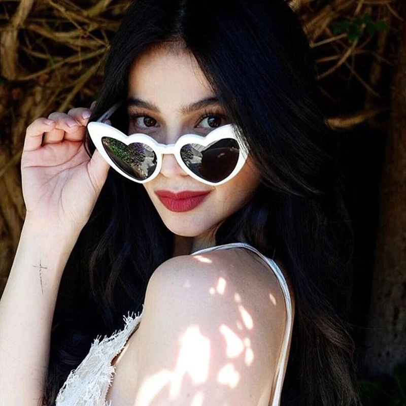 

DYTYMJ Heart Sunglasses Women Fashion Big Frame Jelly Color Love Heart Sun Glasses Luxury Designer Shades for Women Wholesale