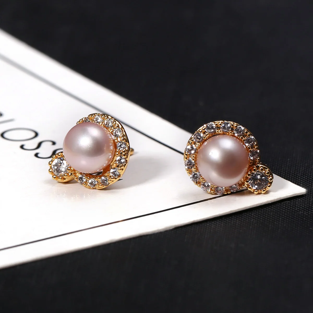 

Fashion Natural Freshwater Pearl Stud Earrings Gold Plated Crystal Earring High Quality for Women Earring Jewelry Gifts