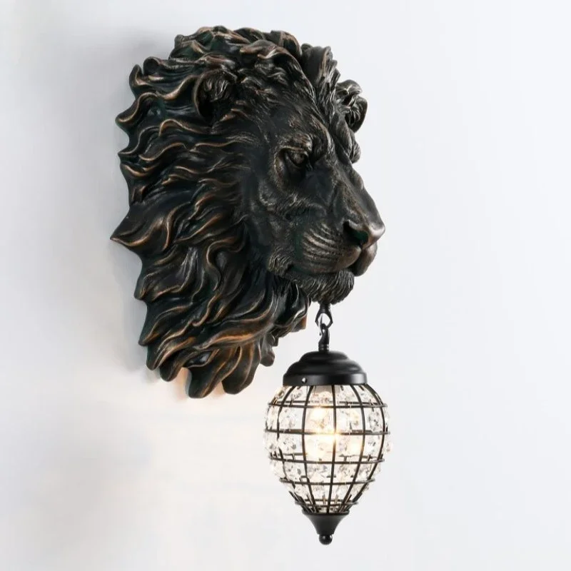 Современные европейские властные настенные светильники со львом Спальня