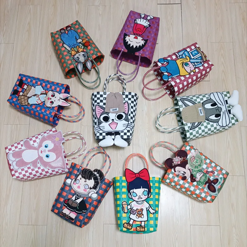 

Женская сумка, новинка 2023, симпатичная пластиковая плетеная Сумка для девочек, модная универсальная маленькая корзина для овощей, сумка-ведро