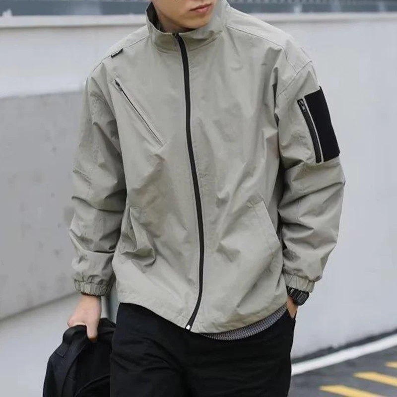 

US Men Autumn Outdoor Jacket Man Tactical Soft Shell Outwear Japanese Harajuku Loose Stand Collar Windproof TechWear HuntingCoat